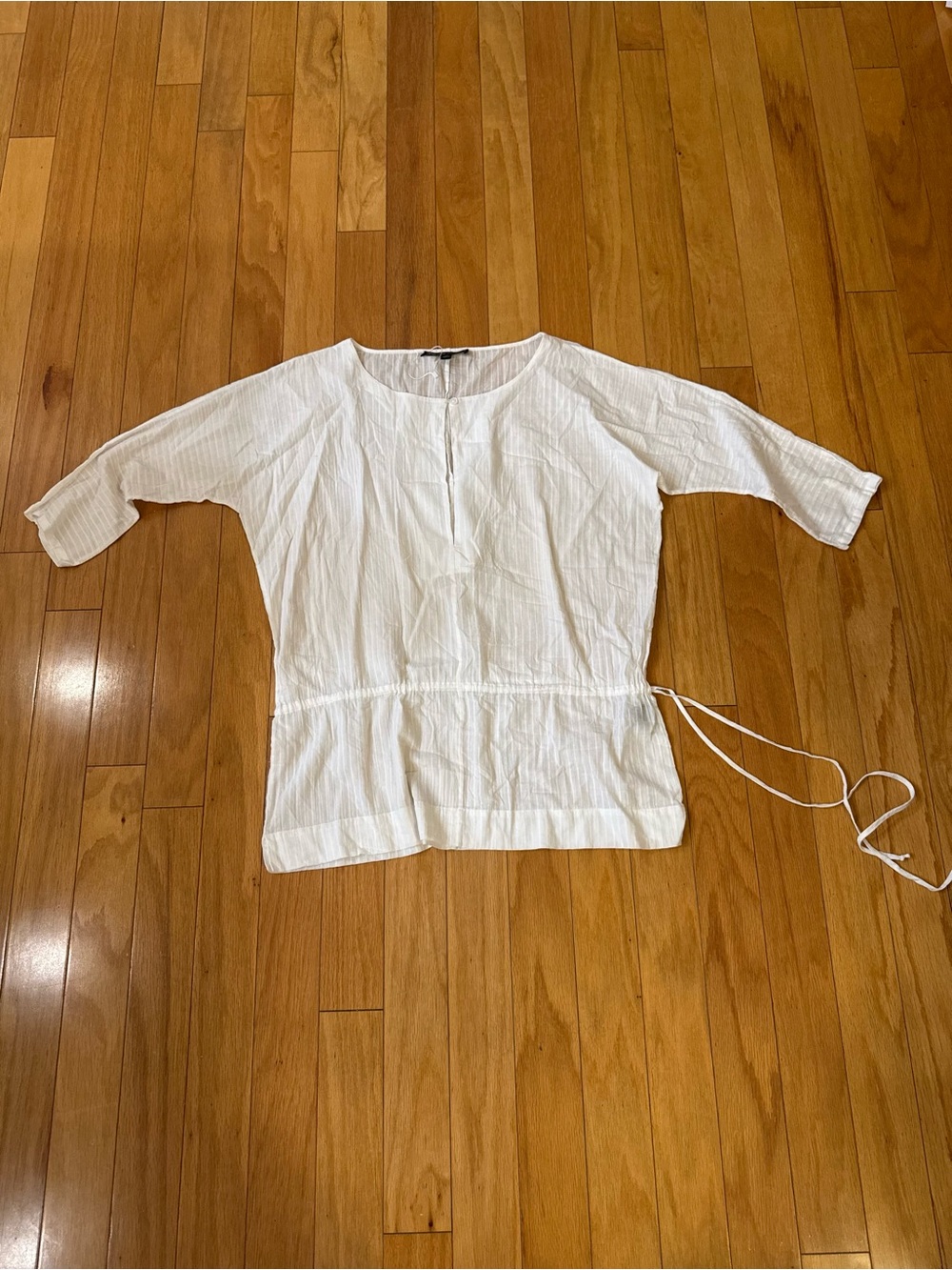 Elizabeth and James Semi-sheer Lightweight White Drawstring Blouse, Size Large